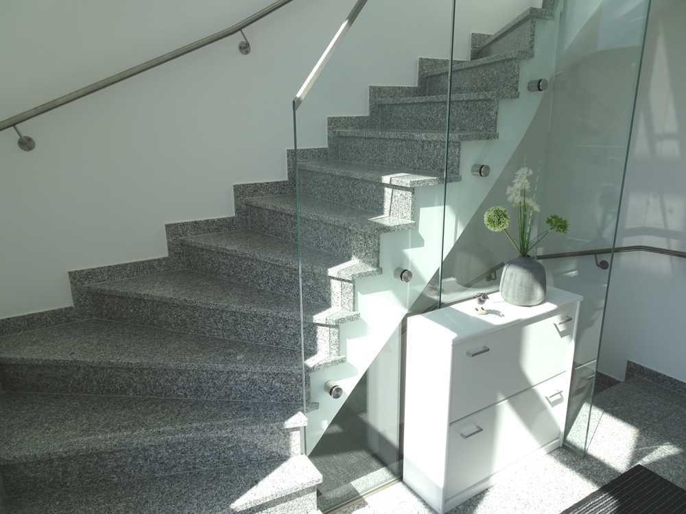 Treppe zum OG