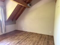 Zimmer 4, DG