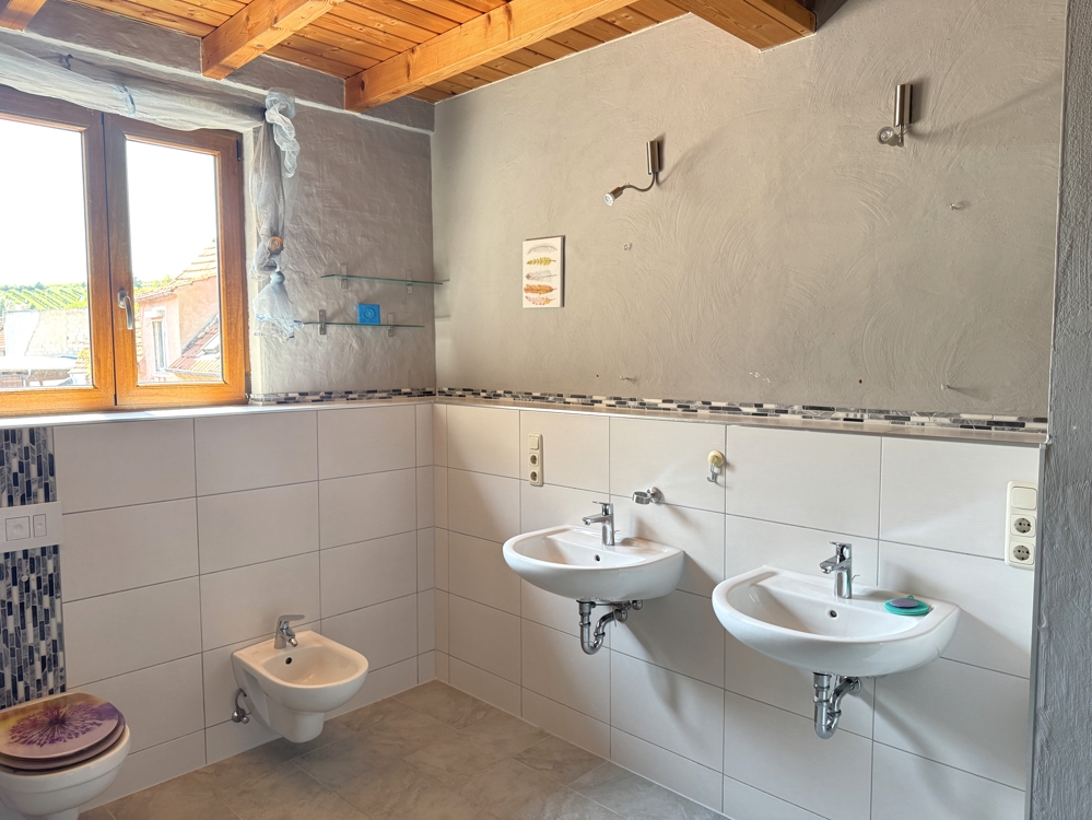 Badezimmer DG