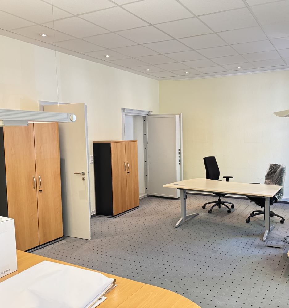 Büro 2, EG