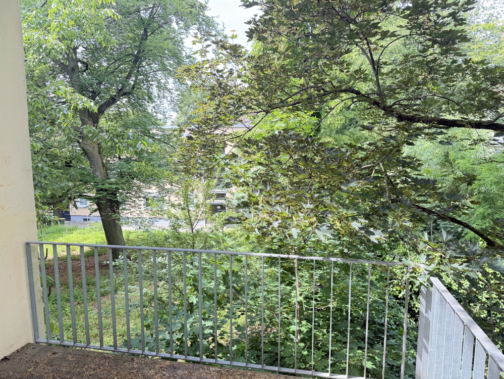 Balkon Gebäuderückseite