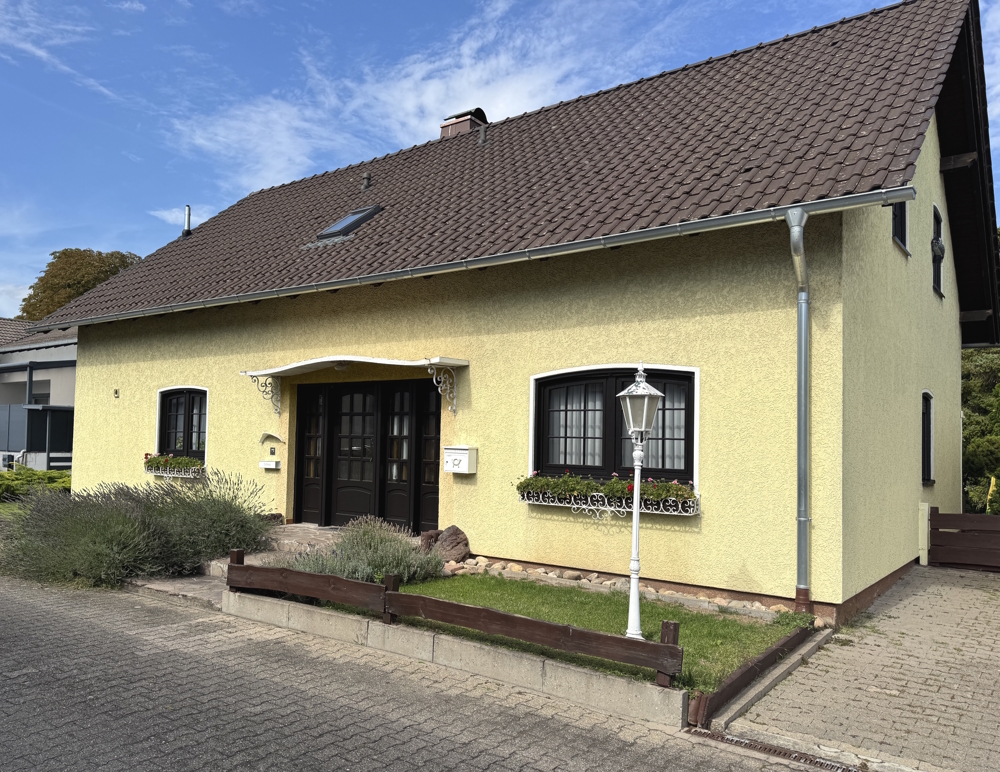 Straßenansicht