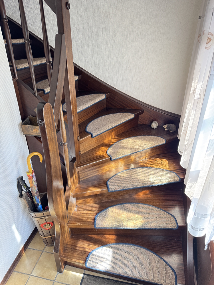 Treppe zum DG