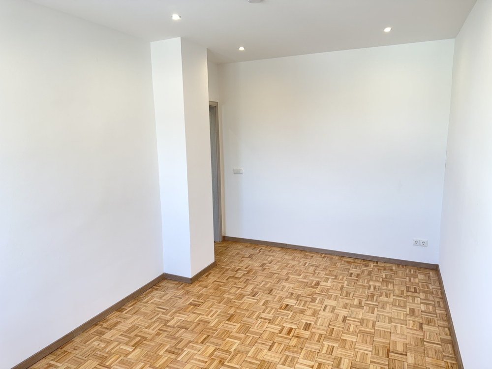 Zimmer 3, OG