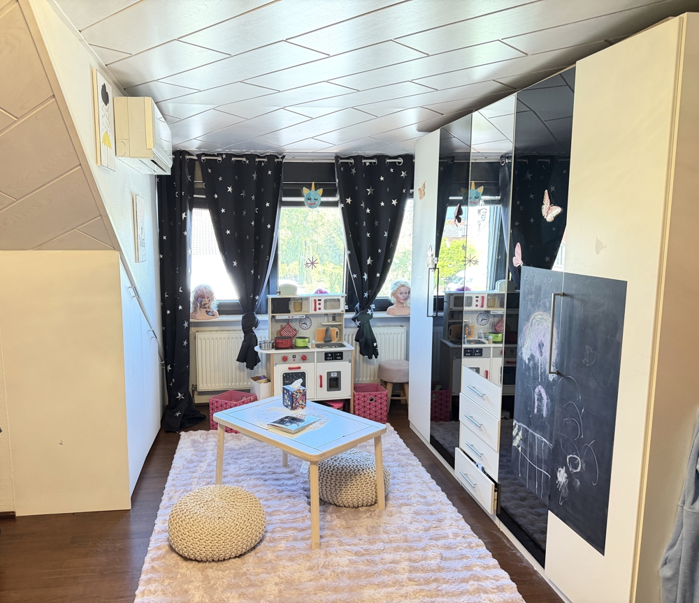DG Schlafzimmer 1