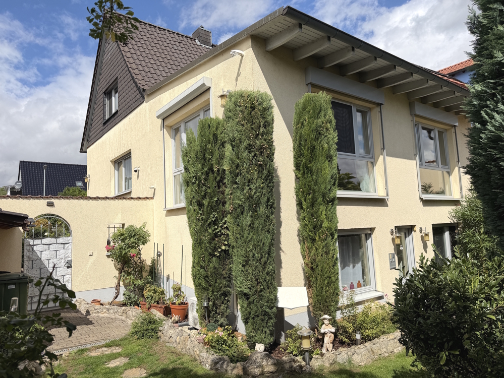 Gebäude Gartenseite