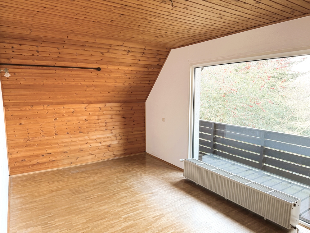 Zimmer 3, OG