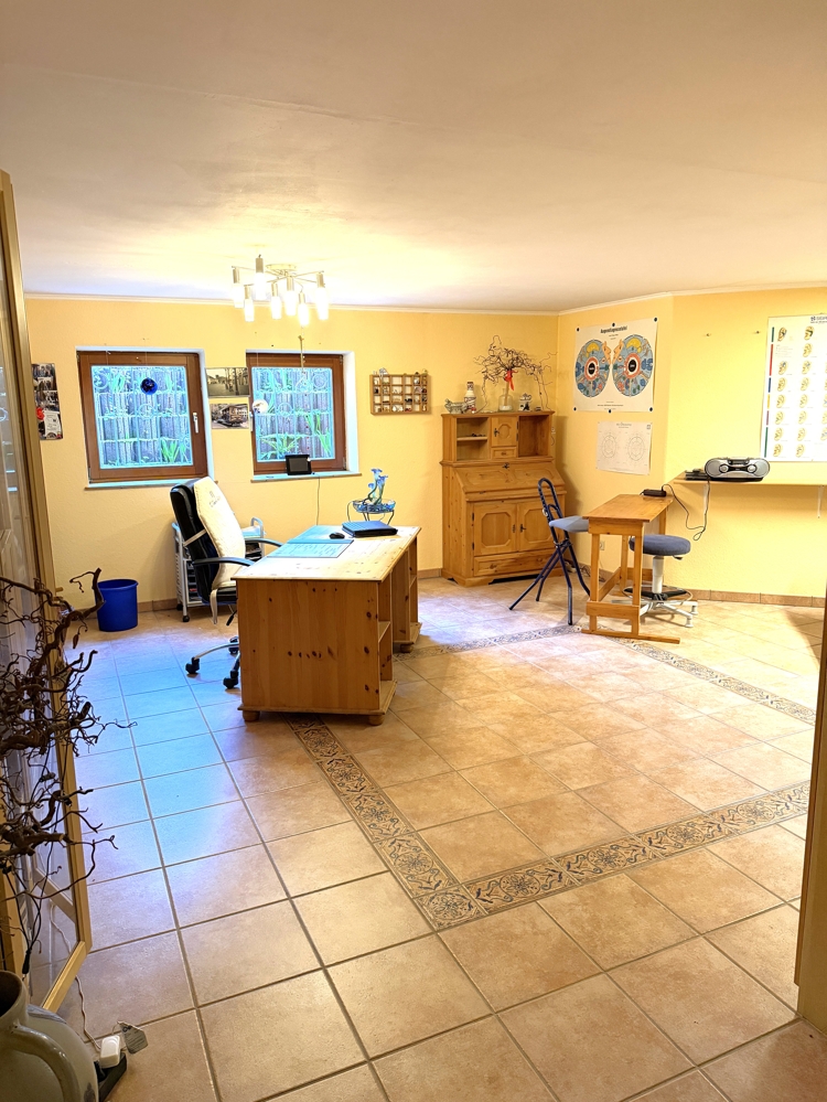 Büro-Hobby-Gäste UG