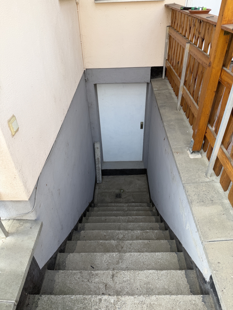 Außentreppe UG