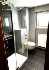 Duschbad EG