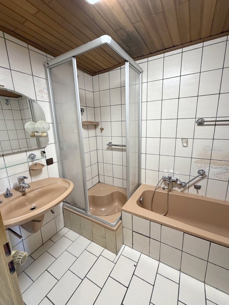 Badezimmer, OG