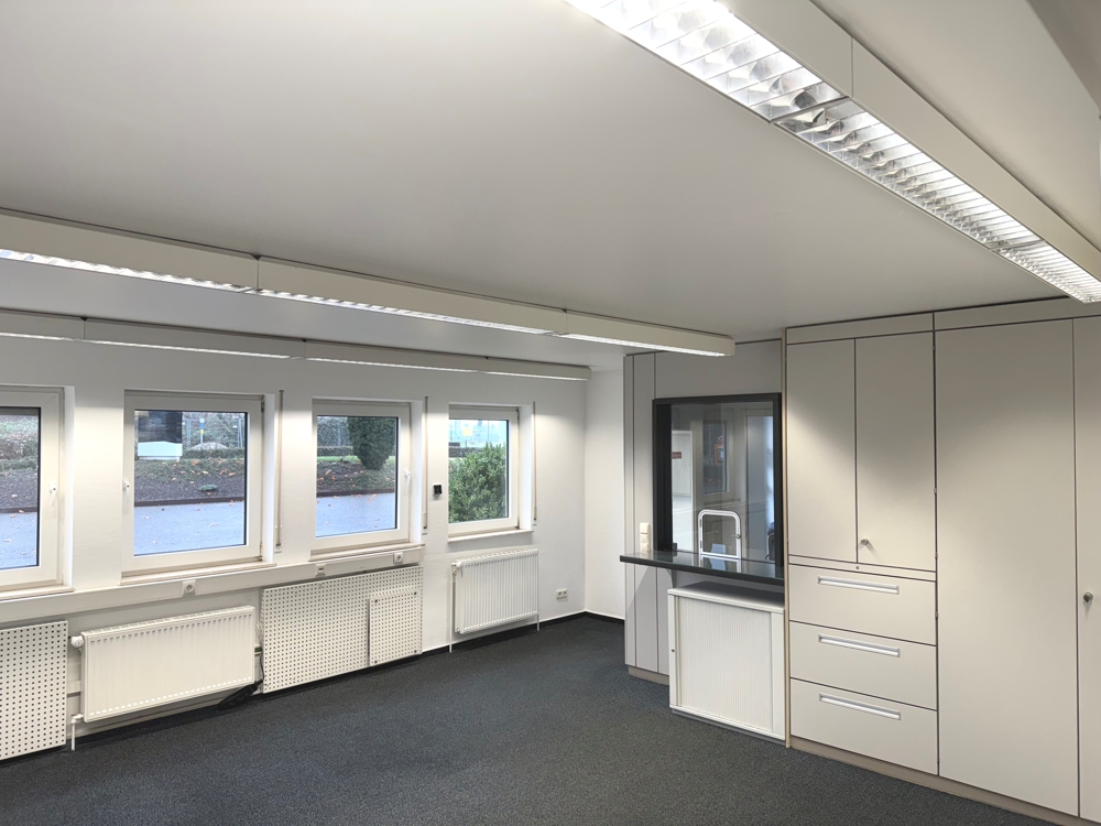 Büro 1