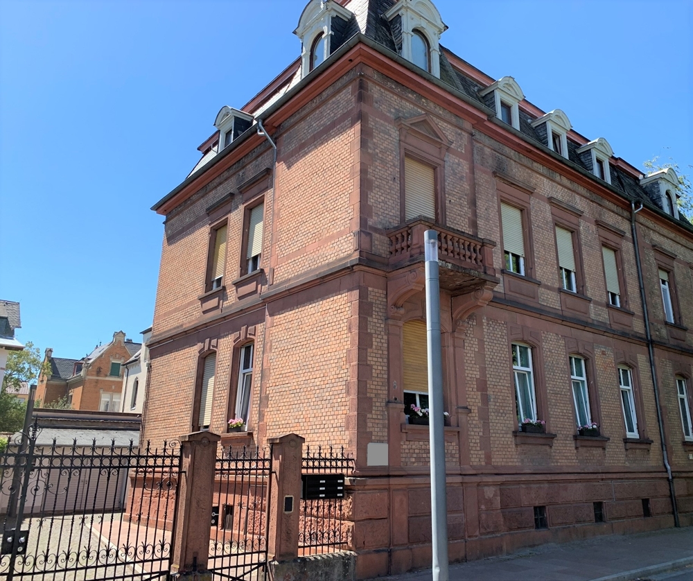 Gebäude