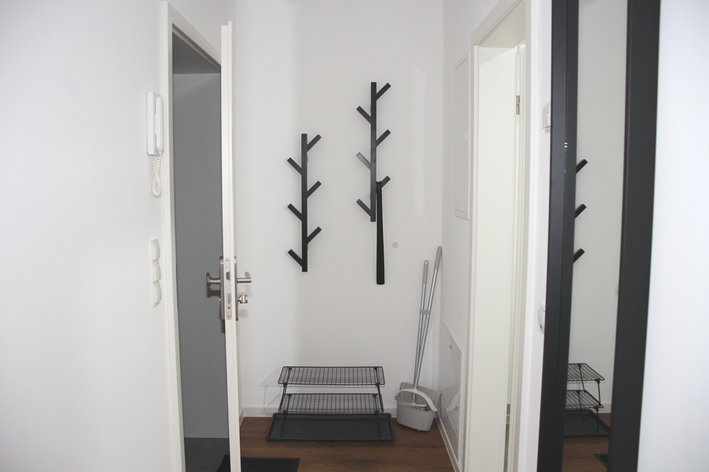 Wohnung 4, 1