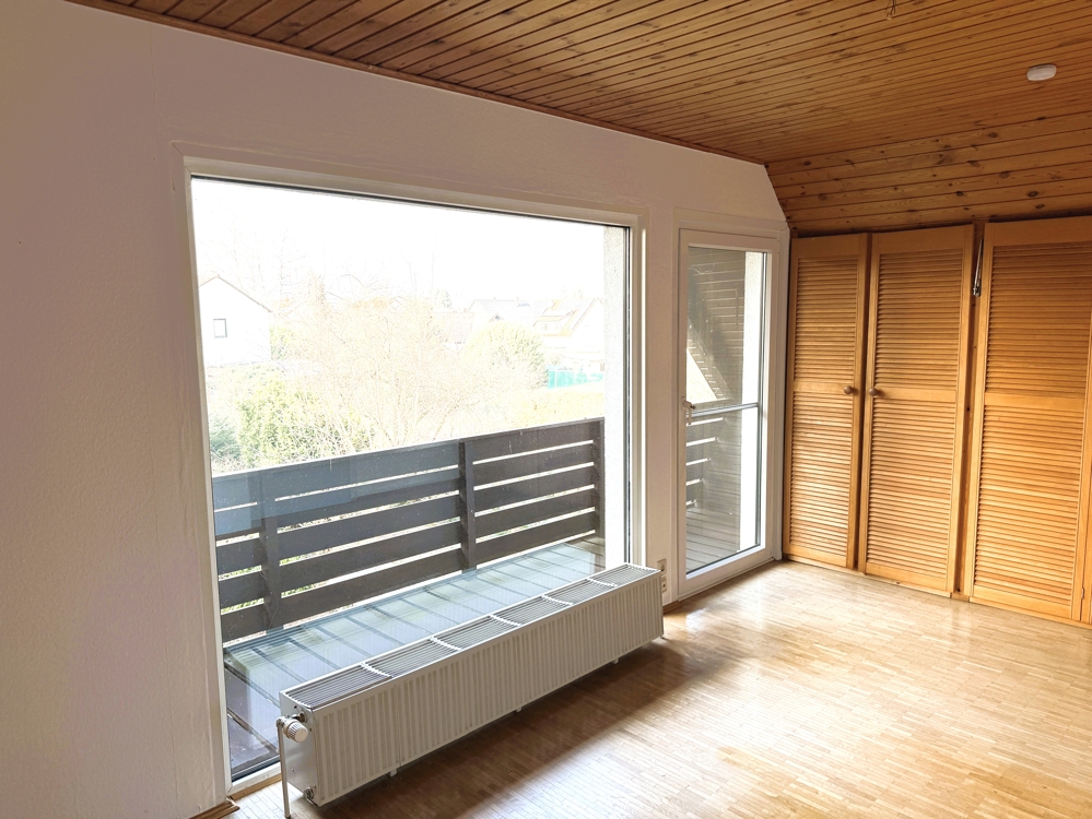 Zimmer 3, OG