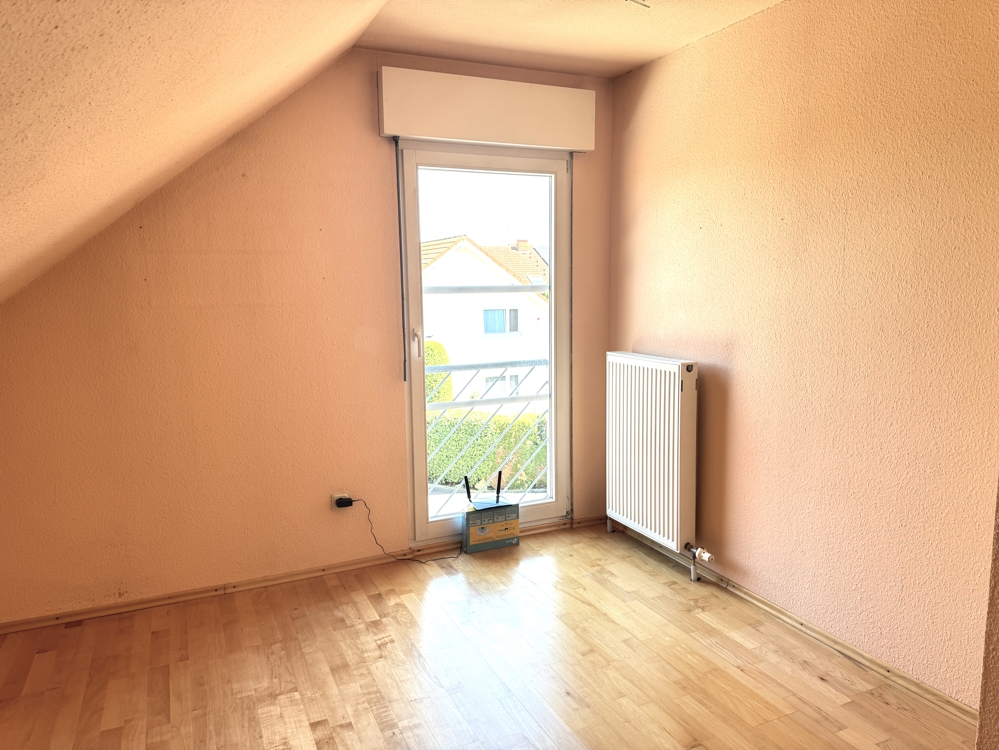 Zimmer 3, OG