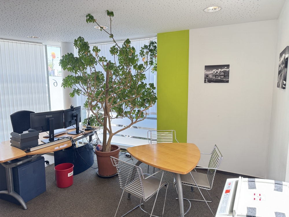 Büro 2, EG