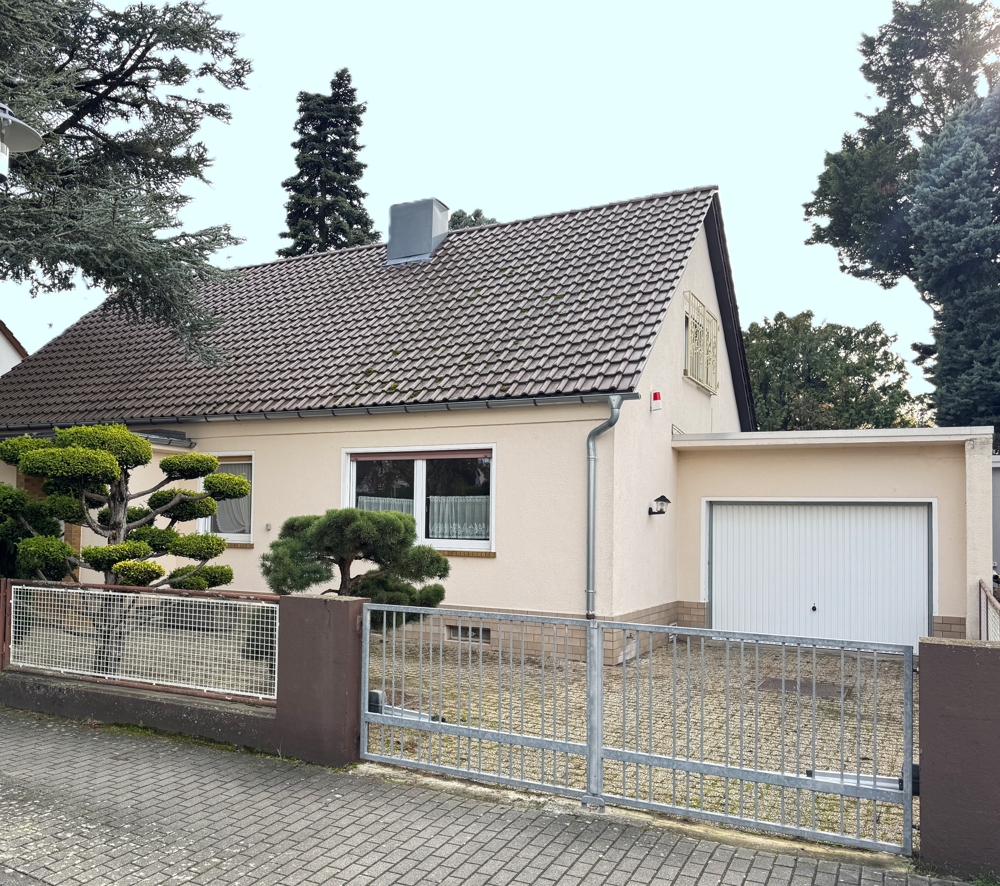 Straßenansicht