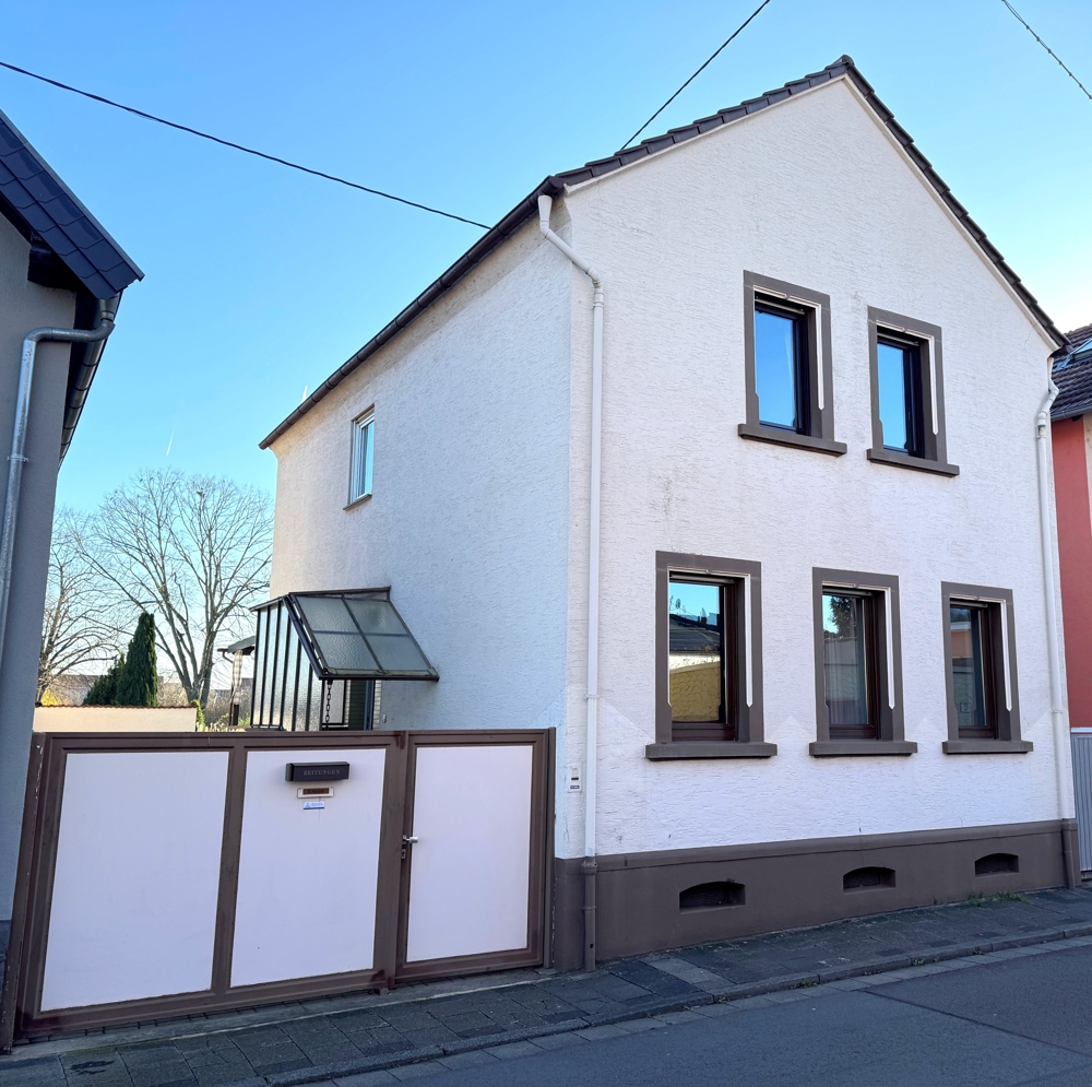 Straßenansicht