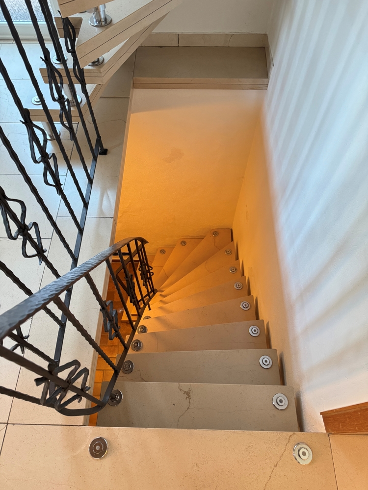 Treppe zum UG
