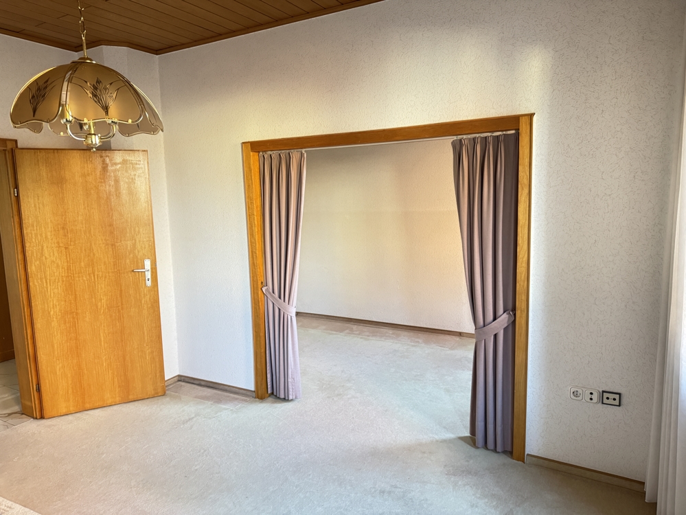 Blick z. Esszimmer