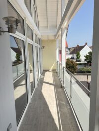 Balkon 2, DG