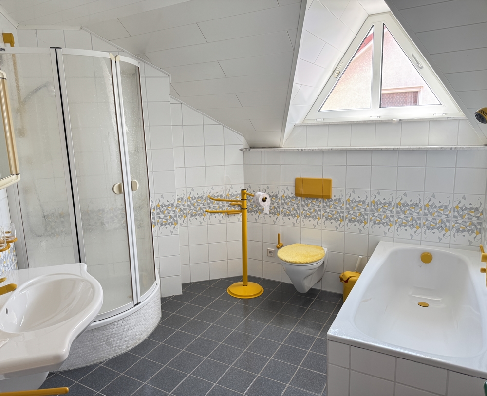 Badezimmer DG