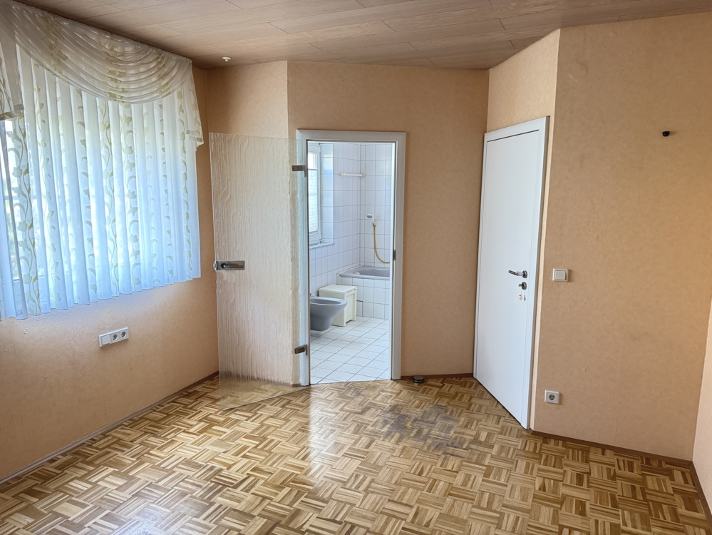 Schlafzimmer EG