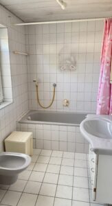 Badezimmer EG