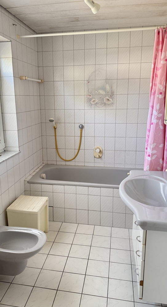 Badezimmer EG