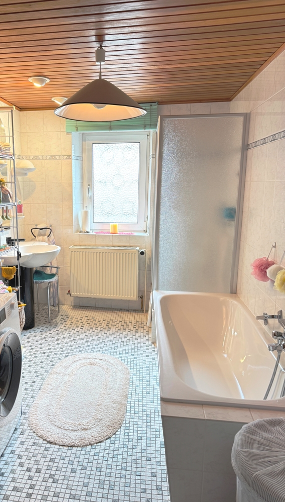 Badezimmer EG