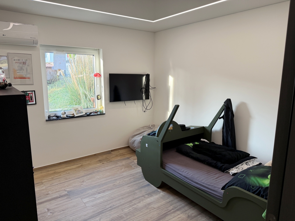 UG, Kinderzimmer 2