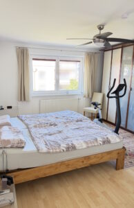 Schlafzimmer 1