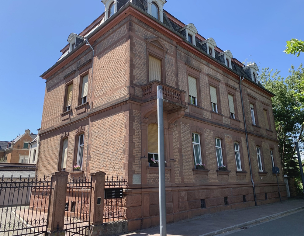 Gebäude