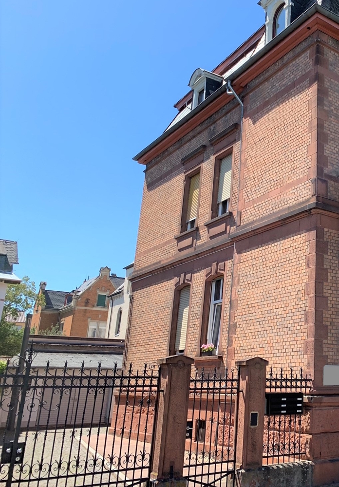 Gebäude
